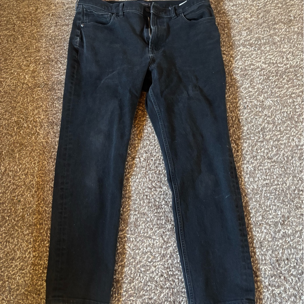 Everlane 4 way stretch relaxed fit black jeans